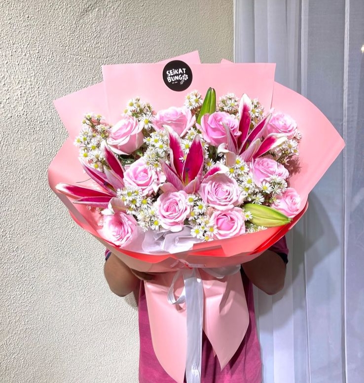 Ethereal Lily Bouquet