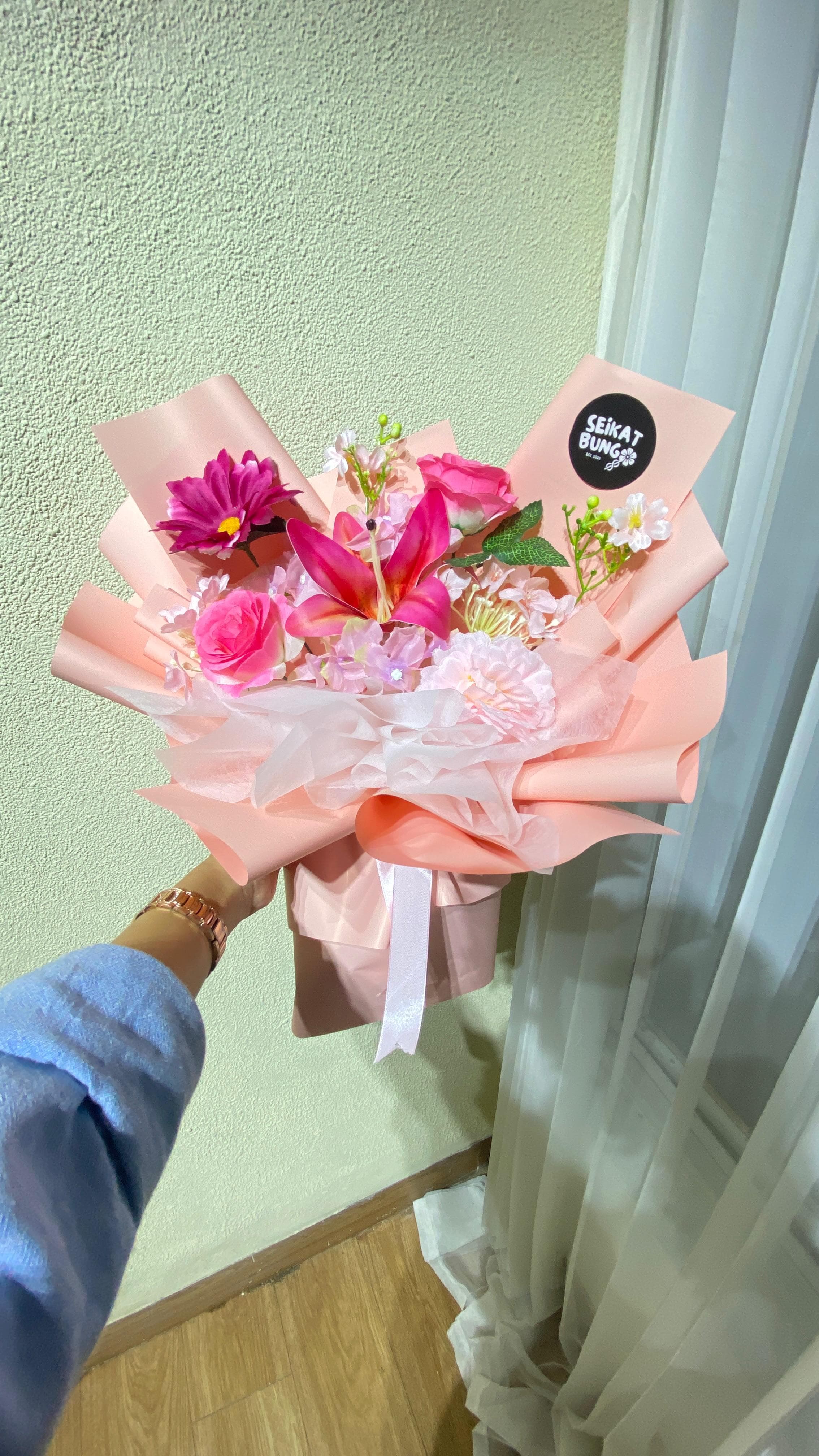 Pinky bloom Bouquet