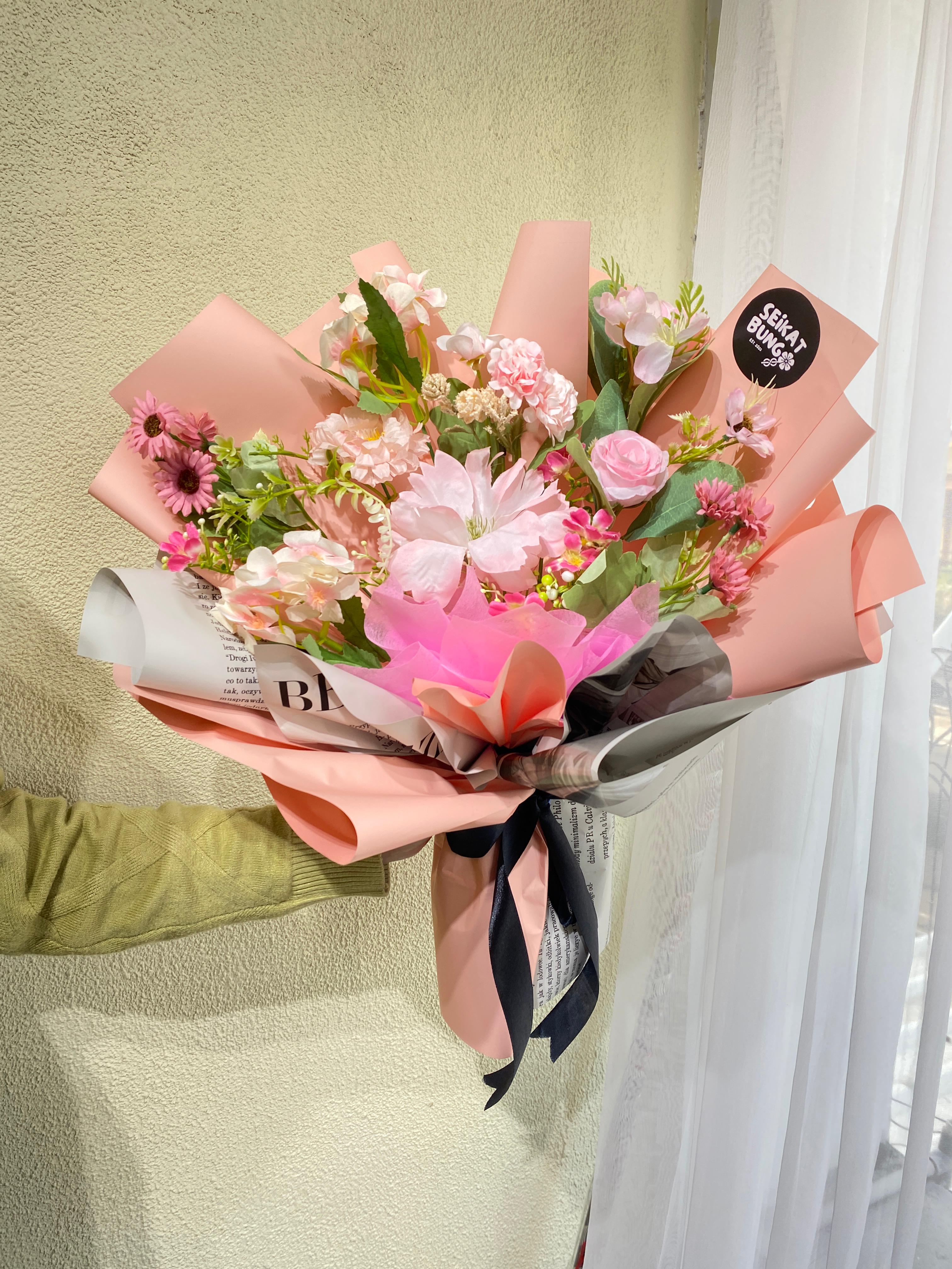 Queen Bouquet